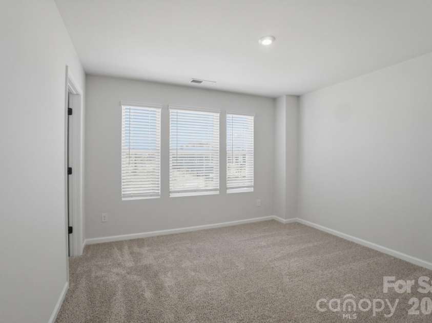 7025 Cerris Drive, Charlotte, NC 28269.  MLS# CAR4375738, YatesRealty ID 17337. Photos are representative