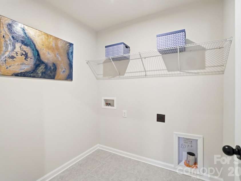 7025 Cerris Drive, Charlotte, NC 28269.  MLS# CAR4375738, YatesRealty ID 17337. Photos are representative