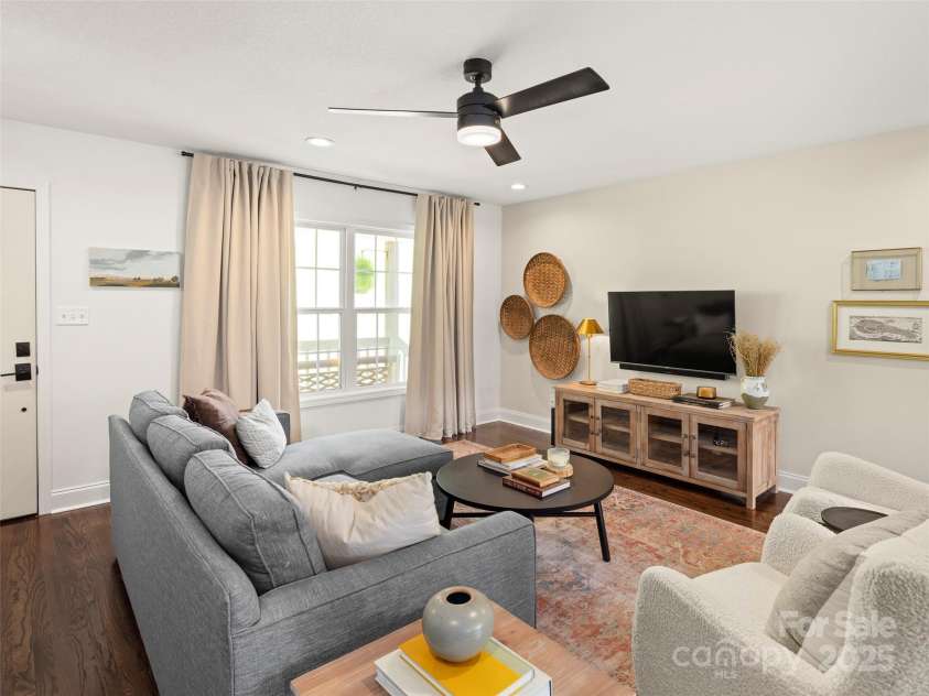 8 Rose Briar Circle, Weaverville, NC 28787.  MLS# CAR4264158, YatesRealty ID 17337. 