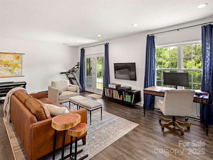 8 Rose Briar Circle, Weaverville, NC 28787.  MLS# CAR4264158, YatesRealty ID 17337. 