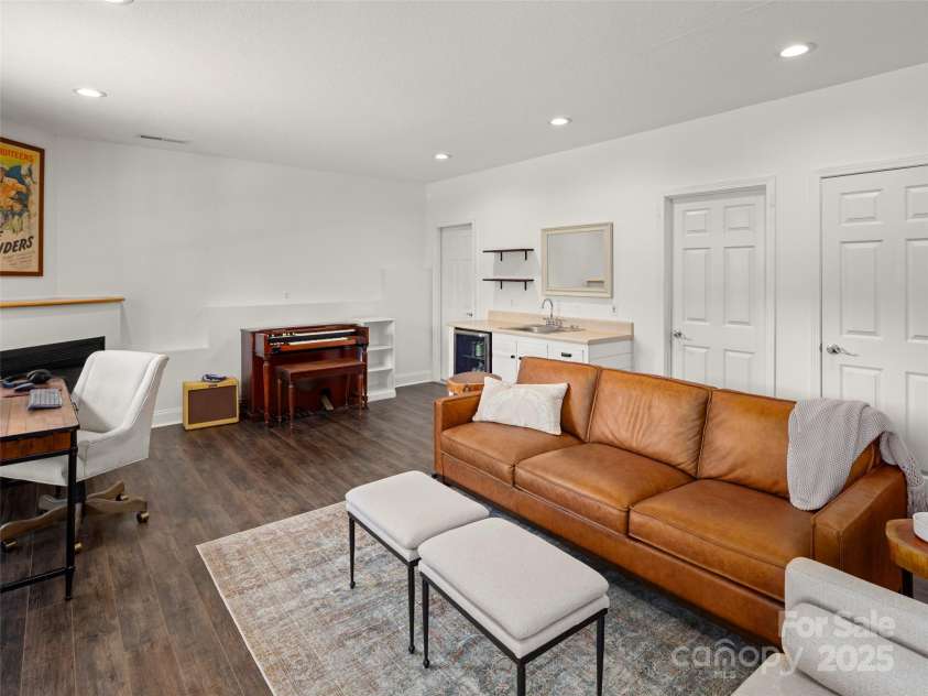 8 Rose Briar Circle, Weaverville, NC 28787.  MLS# CAR4264158, YatesRealty ID 17337. 