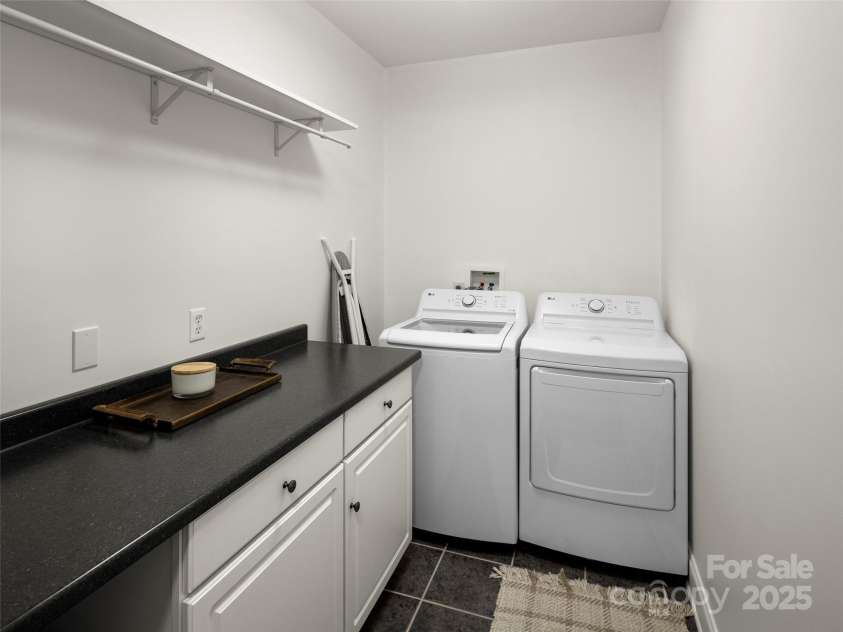 8 Rose Briar Circle, Weaverville, NC 28787.  MLS# CAR4264158, YatesRealty ID 17337. 