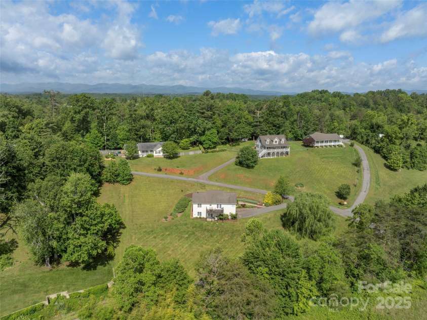 8 Rose Briar Circle, Weaverville, NC 28787.  MLS# CAR4264158, YatesRealty ID 17337. 