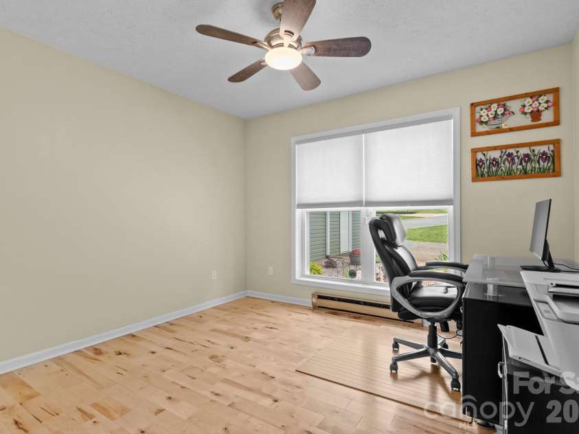 552 Dirt Nose Drive, Sparta, NC 28675.  MLS# CAR4372681, YatesRealty ID 17338. 