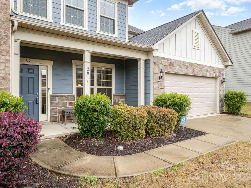 2014 Drawbridge Drive, Fort Mill, SC 29707.  MLS# CAR4257570, YatesRealty ID 17339. 