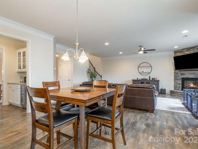 2014 Drawbridge Drive, Fort Mill, SC 29707.  MLS# CAR4257570, YatesRealty ID 17339. 