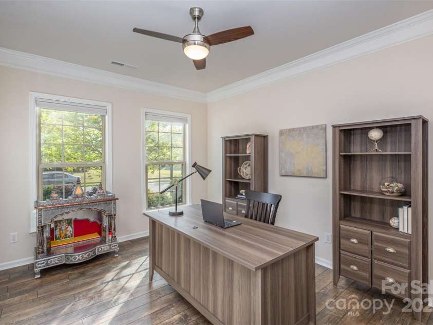 2014 Drawbridge Drive, Fort Mill, SC 29707.  MLS# CAR4257570, YatesRealty ID 17339. Front Office