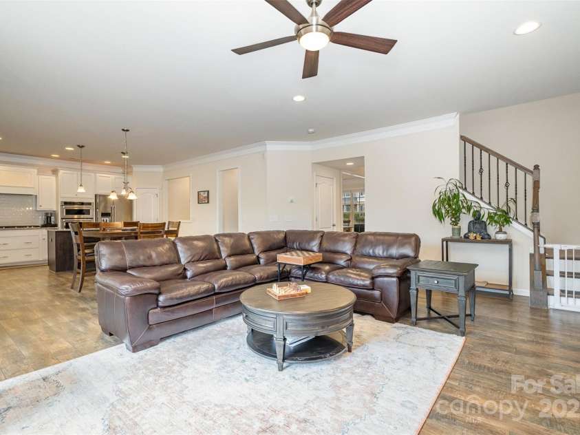 2014 Drawbridge Drive, Fort Mill, SC 29707.  MLS# CAR4257570, YatesRealty ID 17339. Open Floor Plan