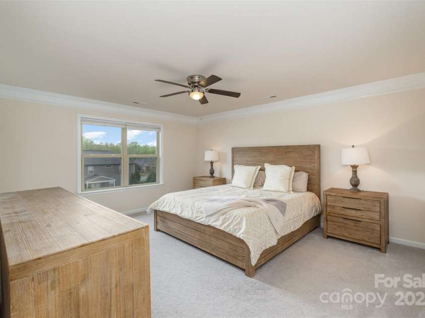 2014 Drawbridge Drive, Fort Mill, SC 29707.  MLS# CAR4257570, YatesRealty ID 17339. Primary Bedroom