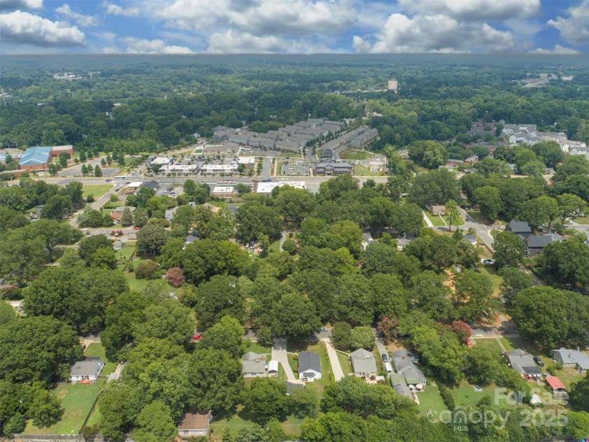 4735 Elder Avenue, Charlotte, NC 28205.  MLS# CAR4296913, YatesRealty ID 1734. 