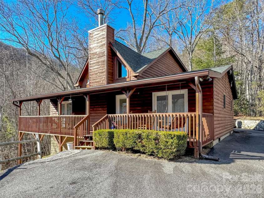 30 Edgewater Lane, Maggie Valley, NC 28751.  MLS# CAR4340785, YatesRealty ID 17340. 