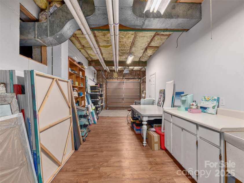 6 Lakeway Circle, Weaverville, NC 28787.  MLS# CAR4264526, YatesRealty ID 17340. 