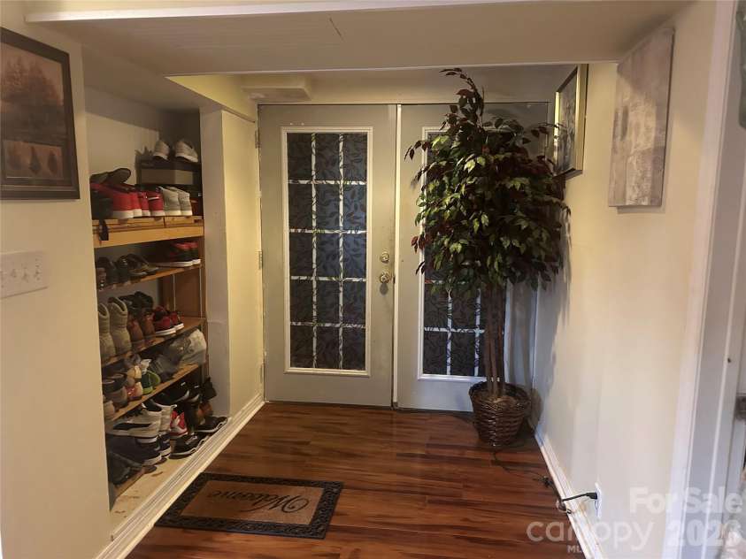 9716 Sunway Drive, Mint Hill, NC 28227.  MLS# CAR4371549, YatesRealty ID 17342. 
