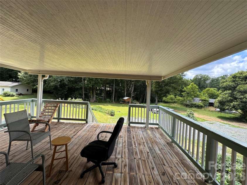 9716 Sunway Drive, Mint Hill, NC 28227.  MLS# CAR4371549, YatesRealty ID 17342. 