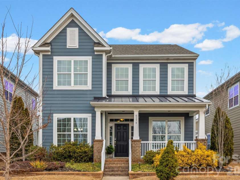 6179 Cloverdale Drive, Fort Mill, SC 29708.  MLS# CAR4350008, YatesRealty ID 17343. 