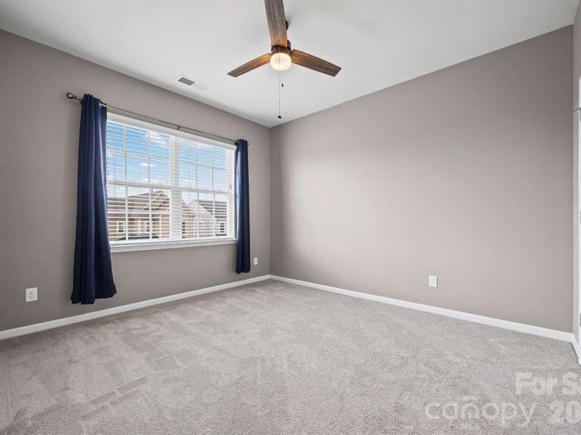 6179 Cloverdale Drive, Fort Mill, SC 29708.  MLS# CAR4350008, YatesRealty ID 17343. 