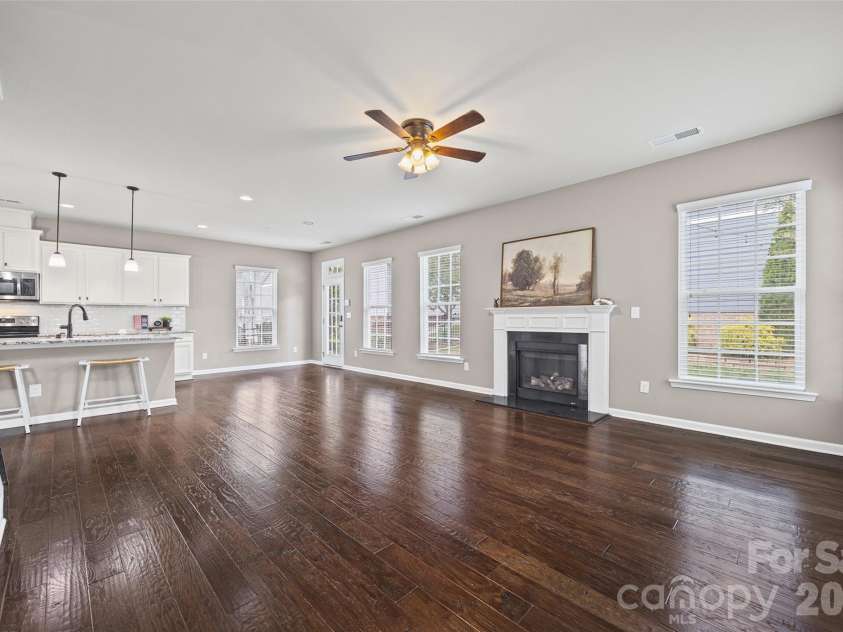 6179 Cloverdale Drive, Fort Mill, SC 29708.  MLS# CAR4350008, YatesRealty ID 17343. 
