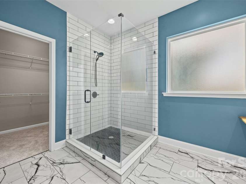 6179 Cloverdale Drive, Fort Mill, SC 29708.  MLS# CAR4350008, YatesRealty ID 17343. 