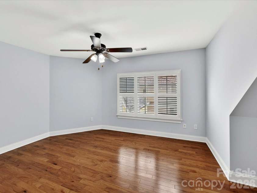 1805 Mt Isle Harbor Drive, Charlotte, NC 28214.  MLS# CAR4353230, YatesRealty ID 17344. 