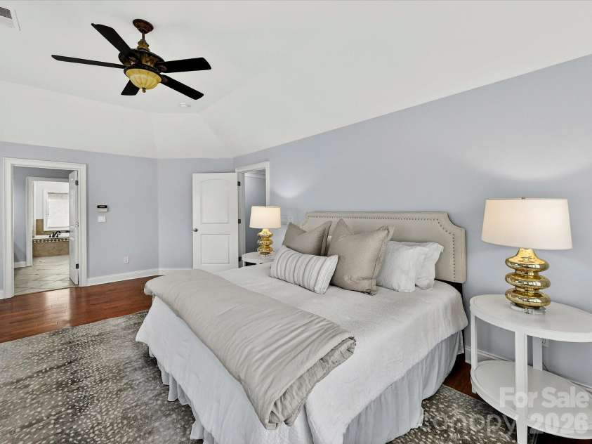 1805 Mt Isle Harbor Drive, Charlotte, NC 28214.  MLS# CAR4353230, YatesRealty ID 17344. Primaray bed