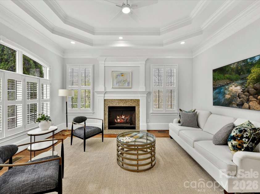 1805 Mt Isle Harbor Drive, Charlotte, NC 28214.  MLS# CAR4353230, YatesRealty ID 17344. Study
