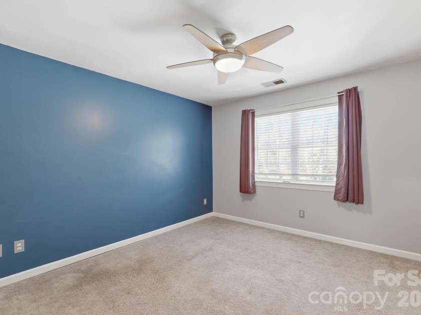 6119 Highview Road, Matthews, NC 28104.  MLS# CAR4351634, YatesRealty ID 17346. 