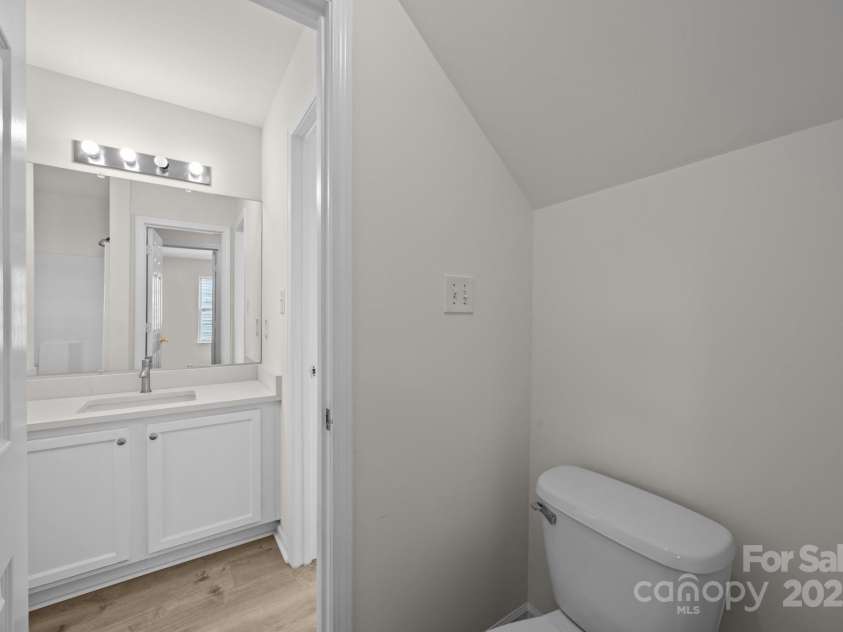 3527 Crestridge Drive, Charlotte, NC 28217.  MLS# CAR4267489, YatesRealty ID 17347. 