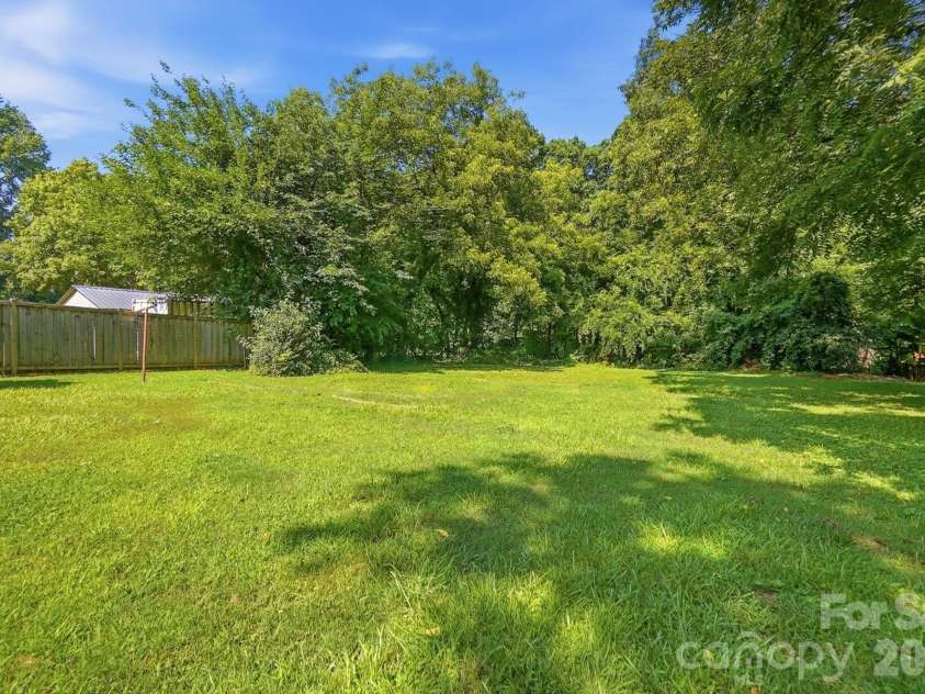 2517 Plum Street, Charlotte, NC 28269.  MLS# CAR4397203, YatesRealty ID 17348. Back Yard