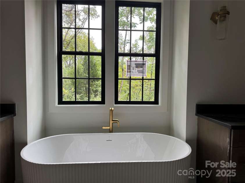 19155 Newburg Hill Road, Davidson, NC 28036.  MLS# CAR4220203, YatesRealty ID 1735. 