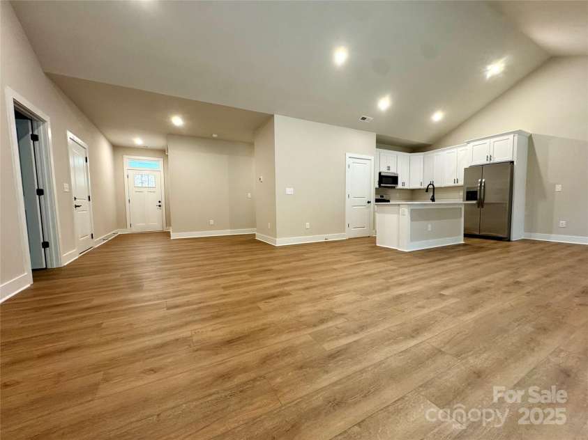 405 Scarlett Oak Court, Lenoir, NC 28605.  MLS# CAR4318802, YatesRealty ID 1735. 