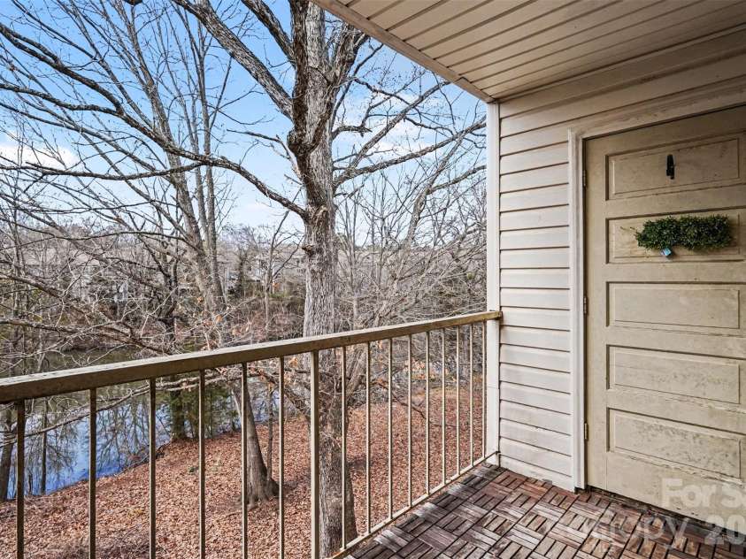 7992 Shady Oak Trail, Charlotte, NC 28210.  MLS# CAR4343577, YatesRealty ID 1735. 