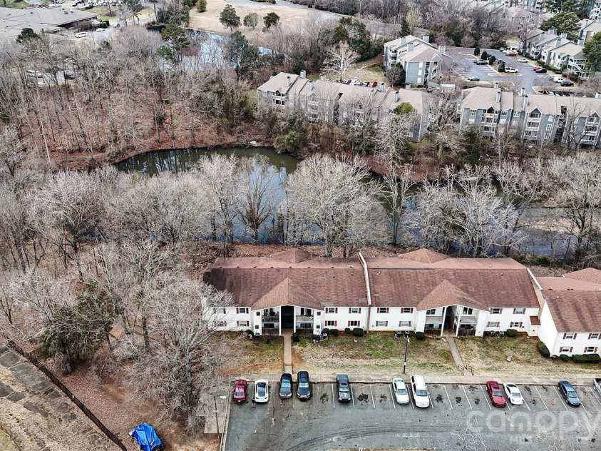 7992 Shady Oak Trail, Charlotte, NC 28210.  MLS# CAR4343577, YatesRealty ID 1735. 