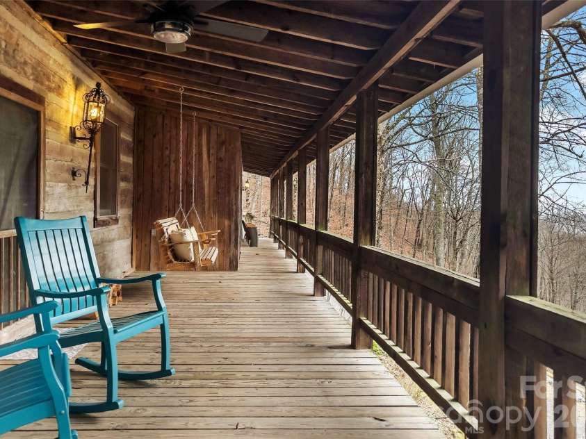 1495 El Miner Drive, Mars Hill, NC 28754.  MLS# CAR4316790, YatesRealty ID 17350. 