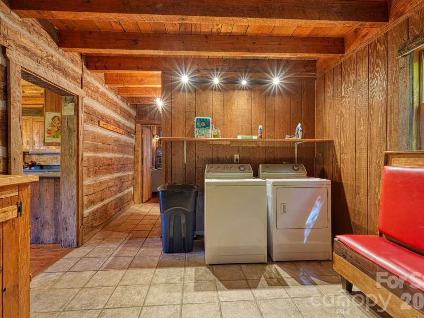1495 El Miner Drive, Mars Hill, NC 28754.  MLS# CAR4316790, YatesRealty ID 17350. 