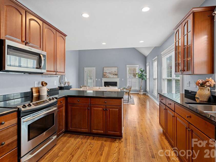 176 Water Oak Drive, Mooresville, NC 28117.  MLS# CAR4352930, YatesRealty ID 17351. 