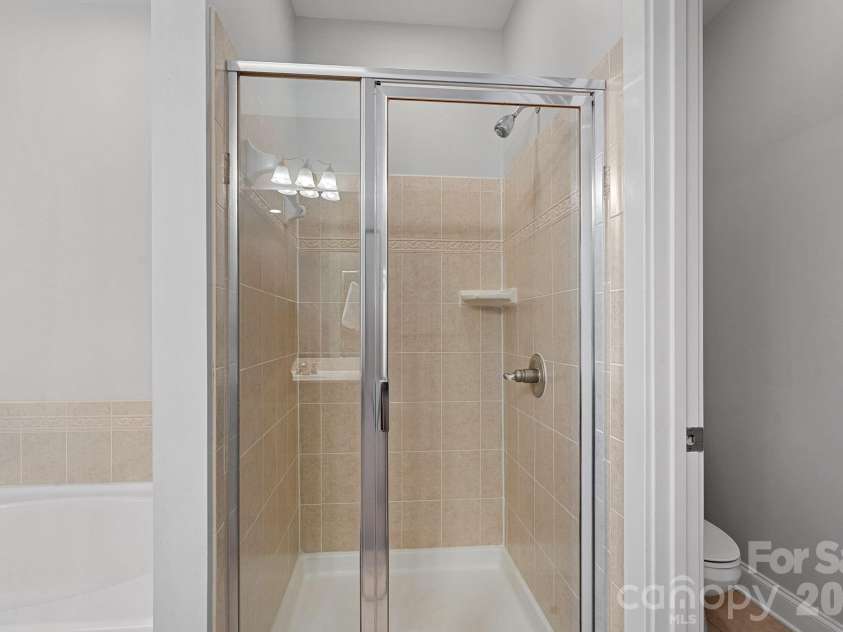 176 Water Oak Drive, Mooresville, NC 28117.  MLS# CAR4352930, YatesRealty ID 17351. 