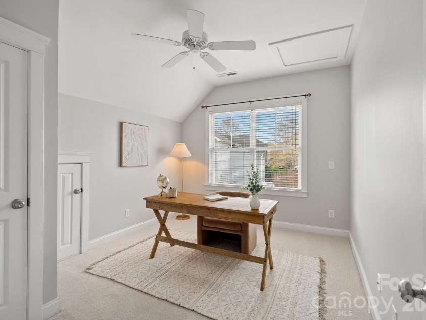 176 Water Oak Drive, Mooresville, NC 28117.  MLS# CAR4352930, YatesRealty ID 17351. 
