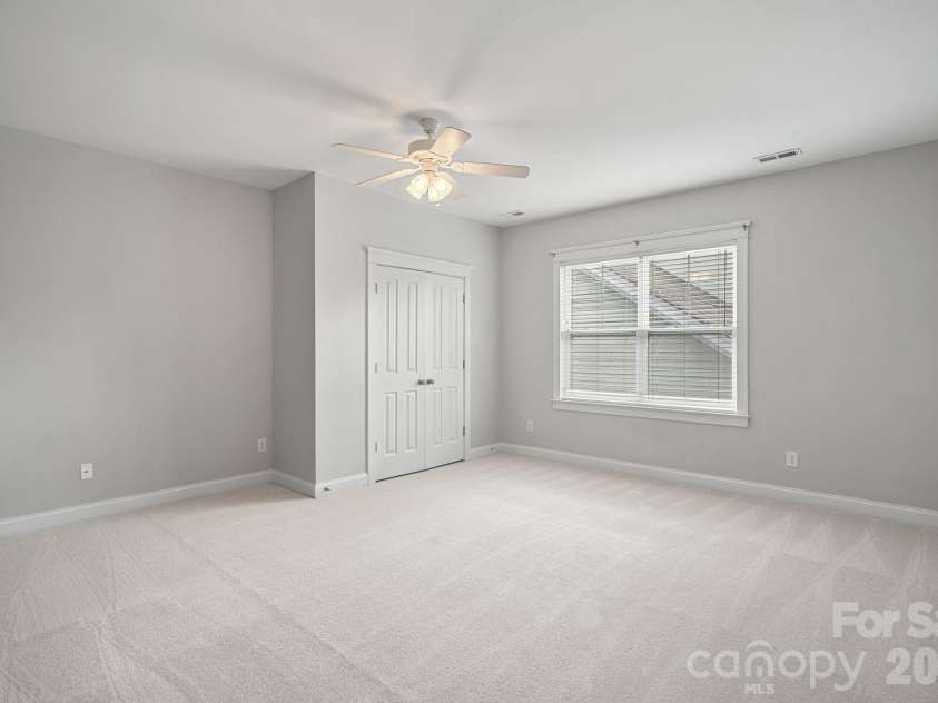 176 Water Oak Drive, Mooresville, NC 28117.  MLS# CAR4352930, YatesRealty ID 17351. 