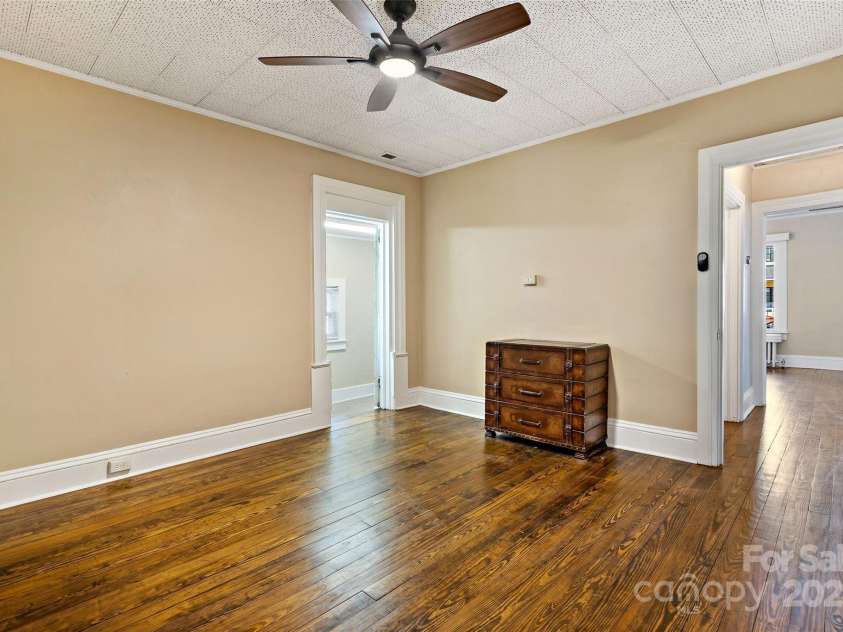 125 Church Street, Black Mountain, NC 28711.  MLS# CAR4215911, YatesRealty ID 17352. 