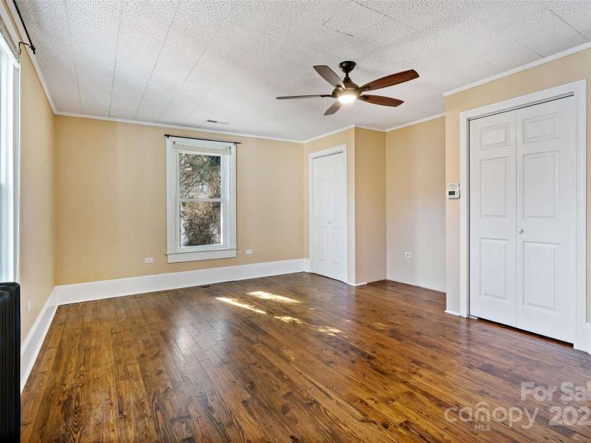 125 Church Street, Black Mountain, NC 28711.  MLS# CAR4215911, YatesRealty ID 17352. 