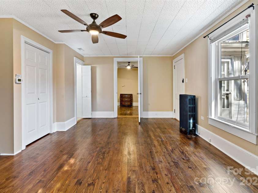 125 Church Street, Black Mountain, NC 28711.  MLS# CAR4215911, YatesRealty ID 17352. 