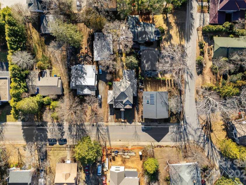 125 Church Street, Black Mountain, NC 28711.  MLS# CAR4215911, YatesRealty ID 17352. 