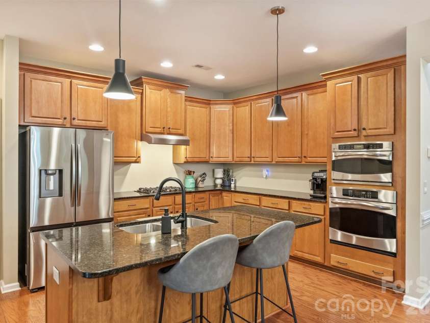 1405 Ridge Haven Road, Waxhaw, NC 28173.  MLS# CAR4349999, YatesRealty ID 17352. 