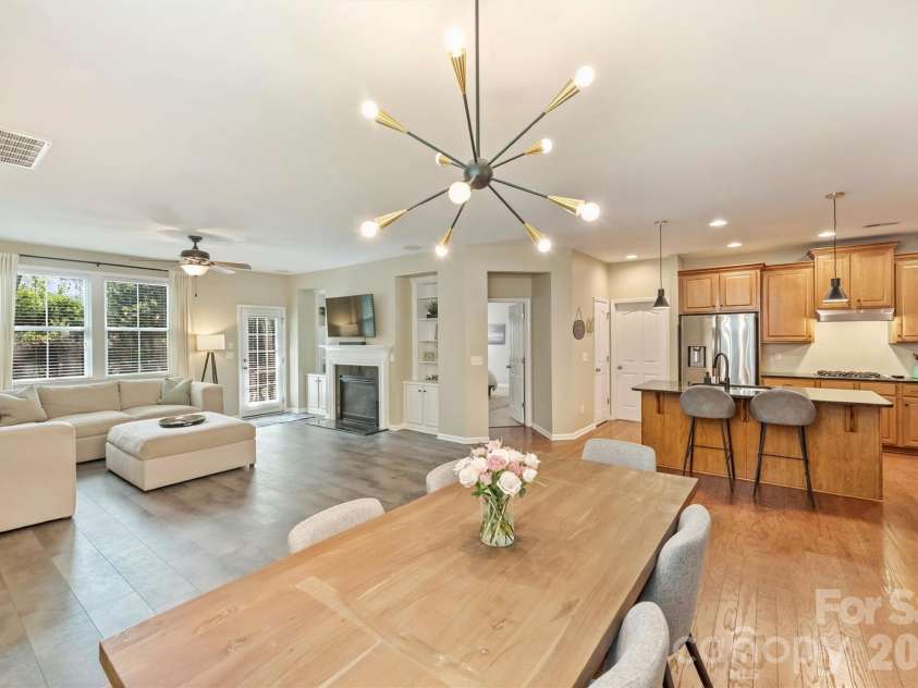 1405 Ridge Haven Road, Waxhaw, NC 28173.  MLS# CAR4349999, YatesRealty ID 17352. 