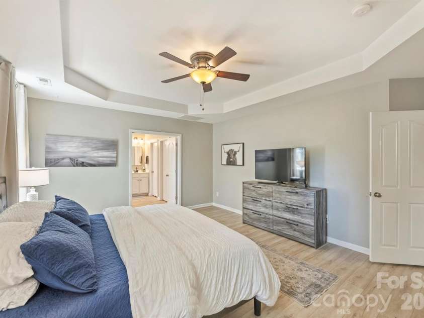 1405 Ridge Haven Road, Waxhaw, NC 28173.  MLS# CAR4349999, YatesRealty ID 17352. 