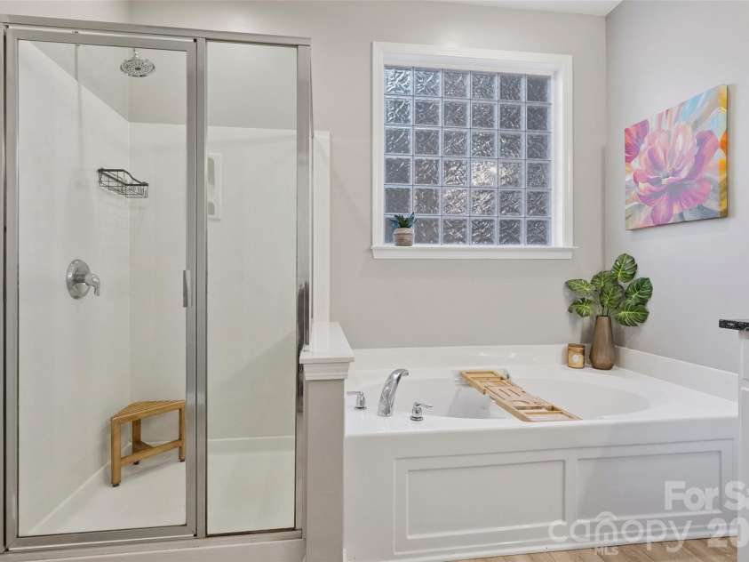 1405 Ridge Haven Road, Waxhaw, NC 28173.  MLS# CAR4349999, YatesRealty ID 17352. 