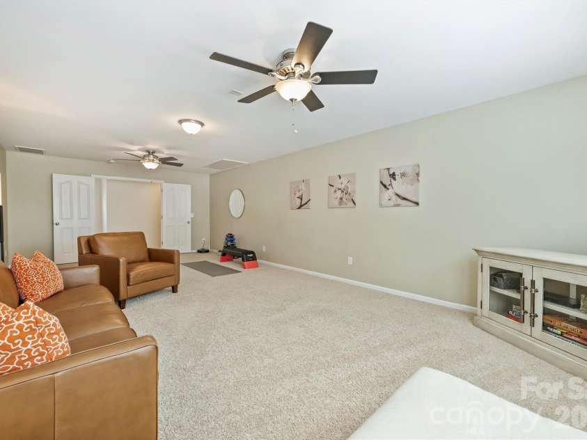 1405 Ridge Haven Road, Waxhaw, NC 28173.  MLS# CAR4349999, YatesRealty ID 17352. 