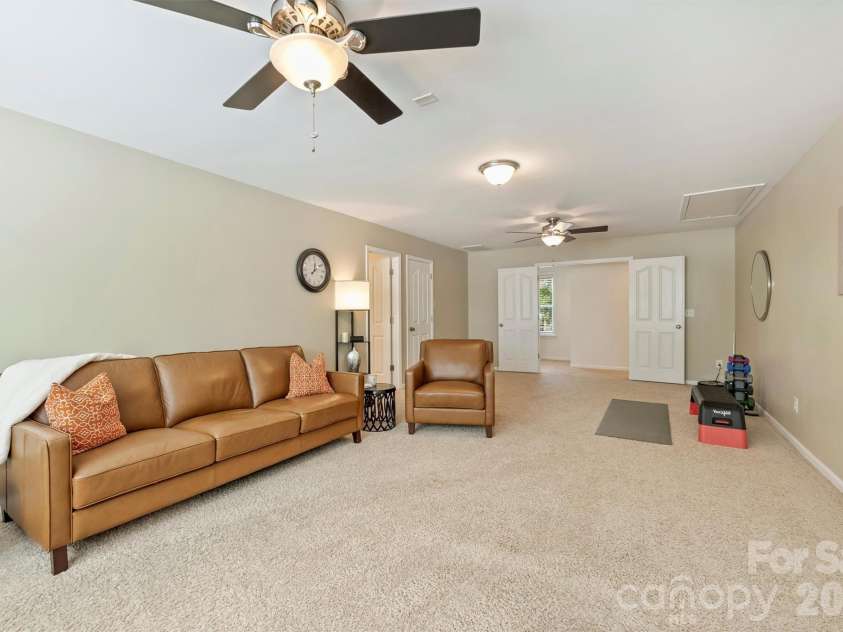 1405 Ridge Haven Road, Waxhaw, NC 28173.  MLS# CAR4349999, YatesRealty ID 17352. 