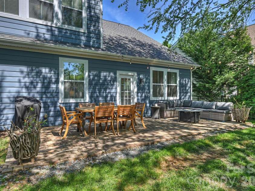 1405 Ridge Haven Road, Waxhaw, NC 28173.  MLS# CAR4349999, YatesRealty ID 17352. 