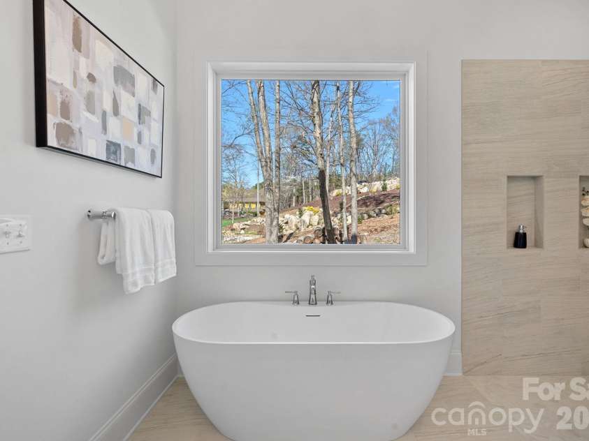 157 Ross Road, Mooresville, NC 28117.  MLS# CAR4343527, YatesRealty ID 17354. 